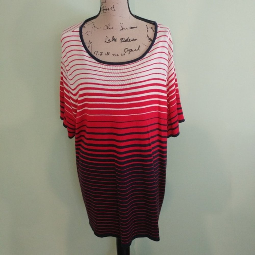 4 for $10 WHITE STAG RED WHITE BLUE TOP SZ 26W/28W